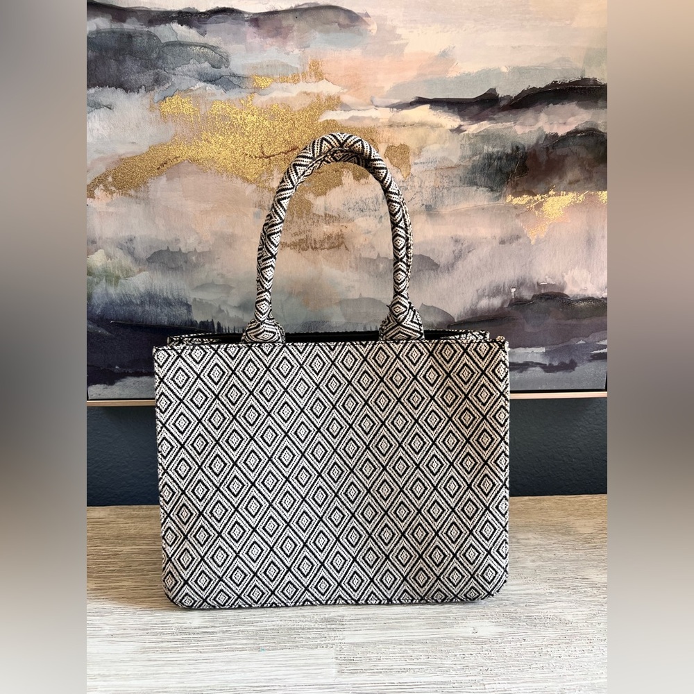Geometric Patterned Tote Bag